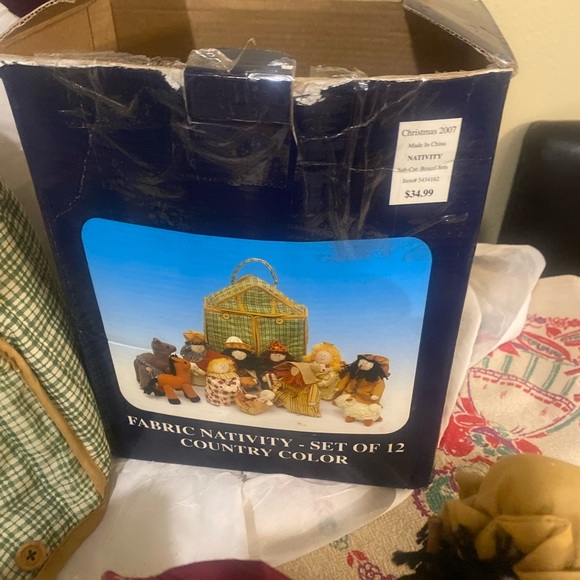 Vintage cloth nativity scene - Picture 11 of 12